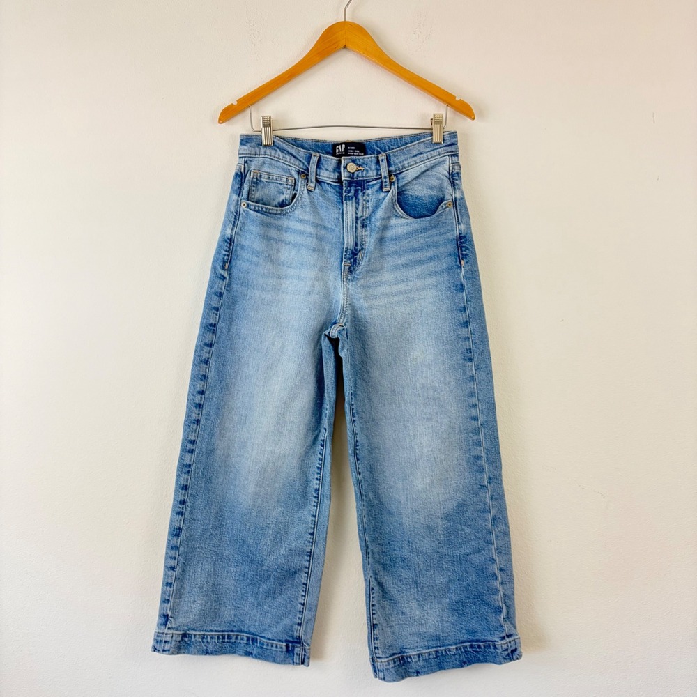 Gap High Rise Wide Leg Crop Jeans Light Wash Denim Size 8/29S Short